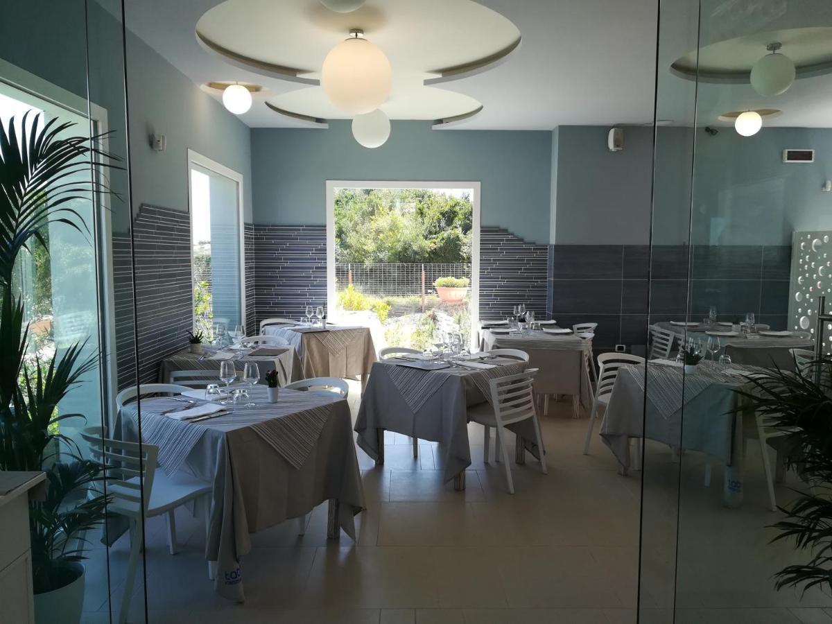 Tabu Hotel Porto Cesareo Exterior foto