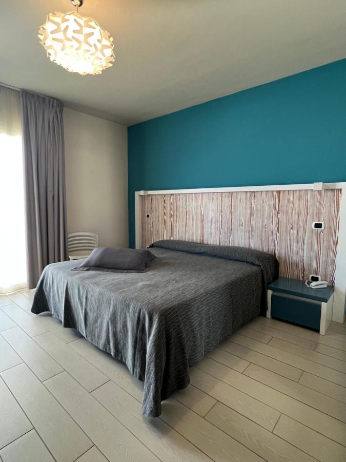Tabu Hotel Porto Cesareo Exterior foto