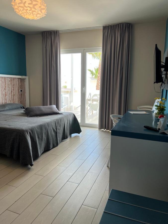 Tabu Hotel Porto Cesareo Exterior foto